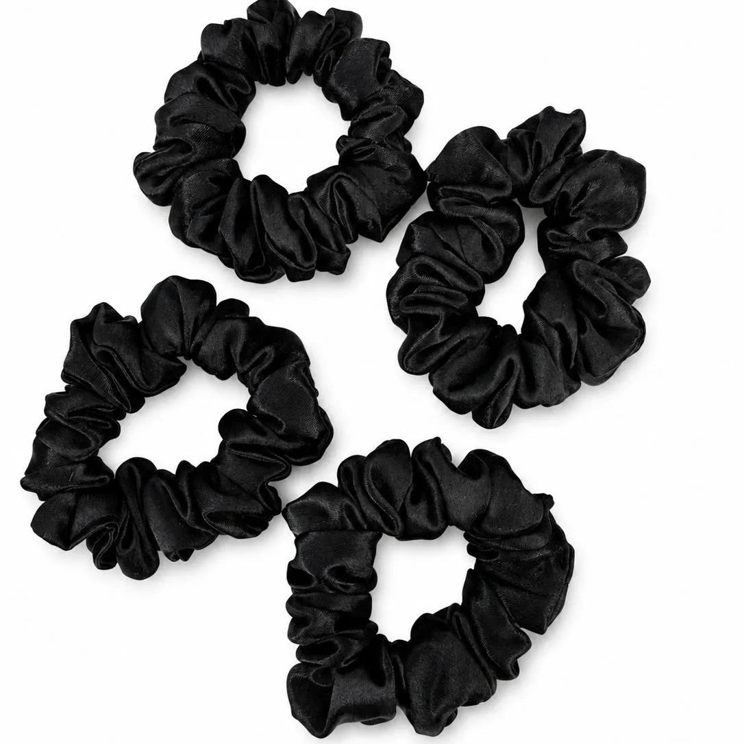 Scrunchie mini de satén negro hecho a mano – Mika Mitchel Boutique
